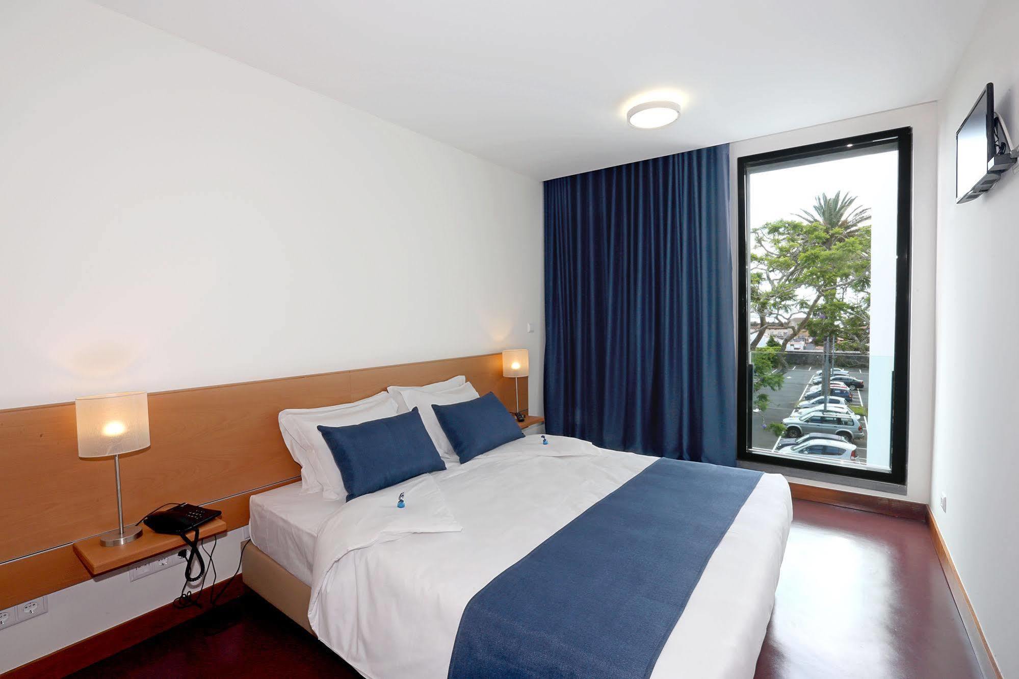 Room & Go By Lince Ponta Delgada Extérieur photo